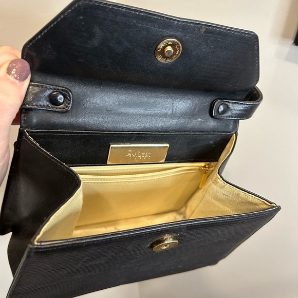 Gnuyki Vintage Designer Handbag - Picture 5 of 8